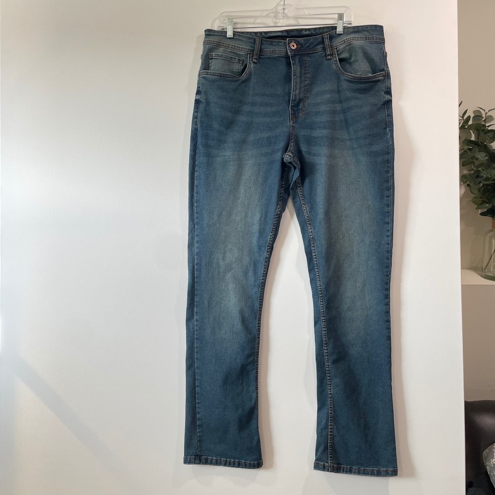 The Perfect Jean NYC Mens 36x34 Bootcut Medium Wash Blue Stretch Denim Jeans